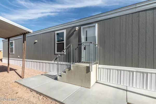 Mesa, AZ 85201,320 E McKellips Road #25