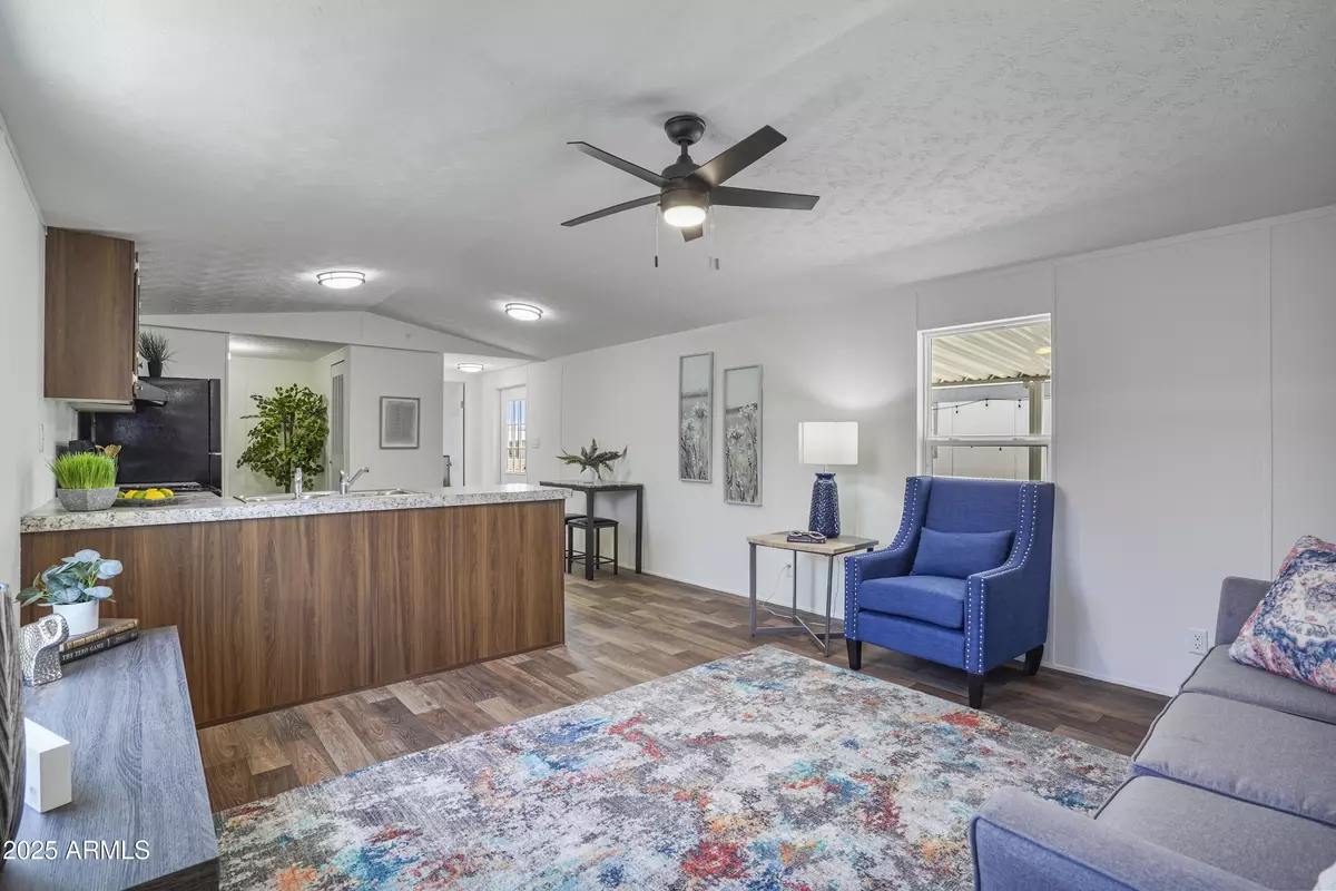 Mesa, AZ 85201,320 E McKellips Road #25
