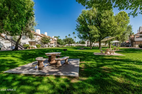 Phoenix, AZ 85027,19820 N 13TH Avenue #218