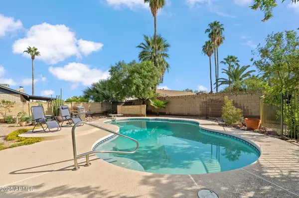 Scottsdale, AZ 85250,8611 E VISTA Drive