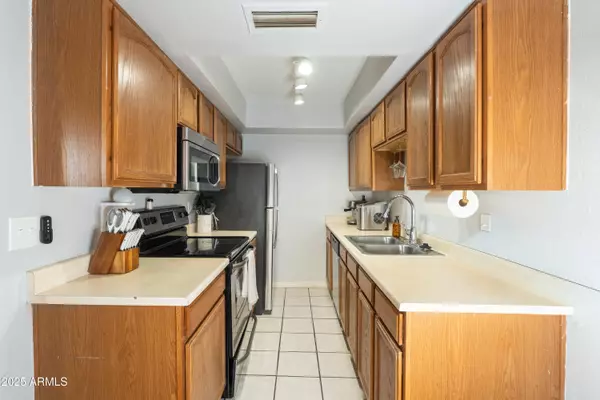 Chandler, AZ 85225,286 W PALOMINO Drive #99