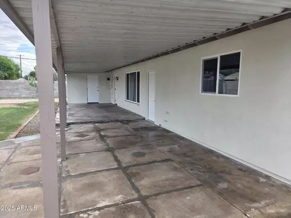 Phoenix, AZ 85019,4226 W CITRUS Way