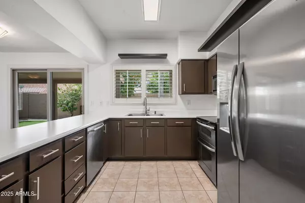 Phoenix, AZ 85032,4529 E BLUEFIELD Avenue