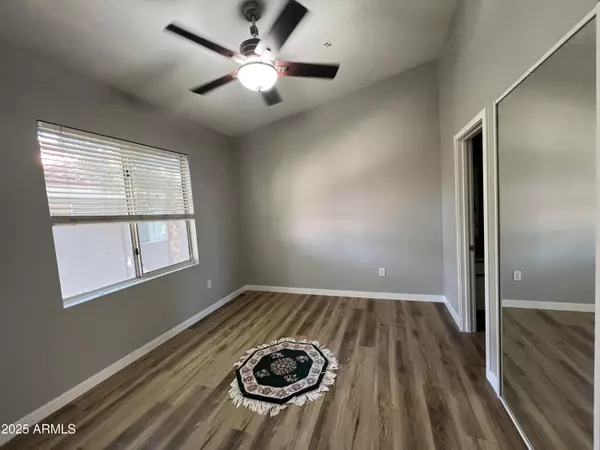 Phoenix, AZ 85027,2929 W Yorkshire Drive #2013