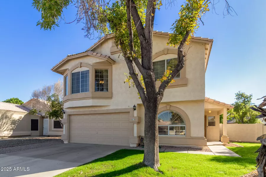 819 E GLENMERE Drive, Chandler, AZ 85225