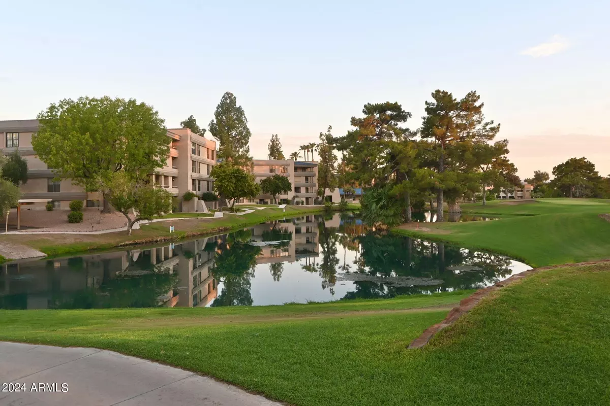 Phoenix, AZ 85016,5122 N 31ST Way #218