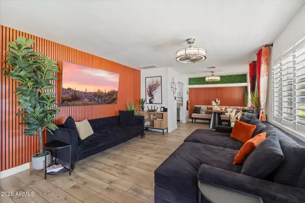 Scottsdale, AZ 85257,2827 N 69TH Place