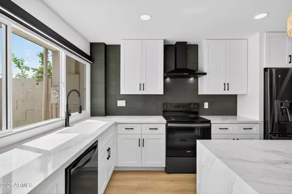 5020 N 83RD Street, Scottsdale, AZ 85250