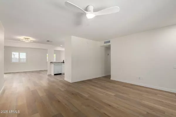 Mesa, AZ 85202,2958 S EL PARADISO --