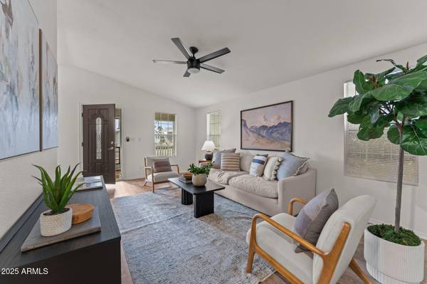 Tempe, AZ 85282,2401 W SOUTHERN Avenue #53