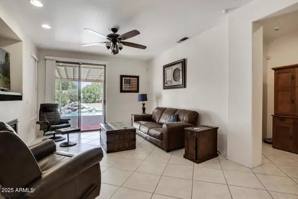 Glendale, AZ 85302,8857 N 66TH Avenue