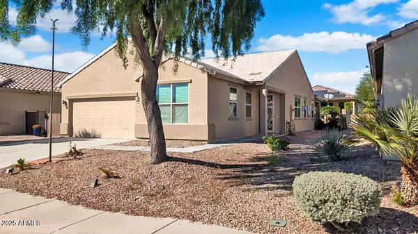 22590 W MOONLIGHT Path, Buckeye, AZ 85326