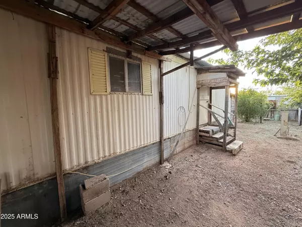 Douglas, AZ 85607,1810 TOMAHAWK Drive