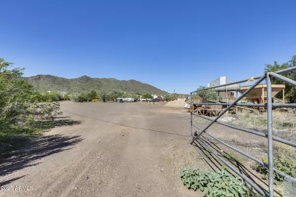 New River, AZ 85087,42 N 7th Avenue #-