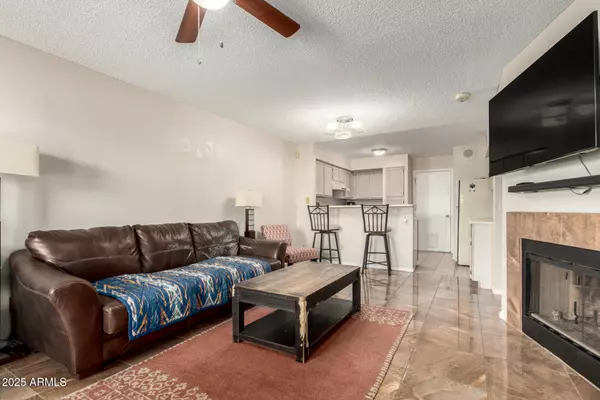 Phoenix, AZ 85027,19820 N 13TH Avenue #133