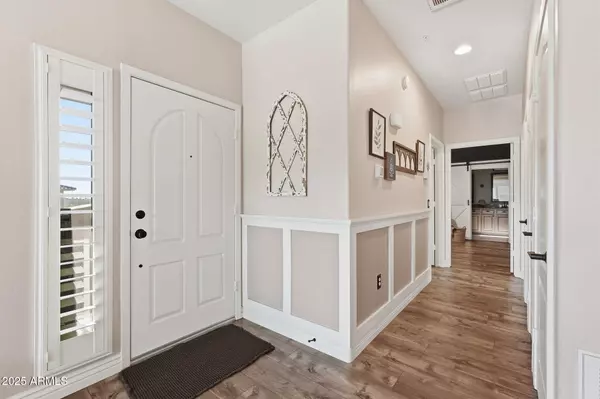 Phoenix, AZ 85085,2425 W Bronco Butte Trail #2039