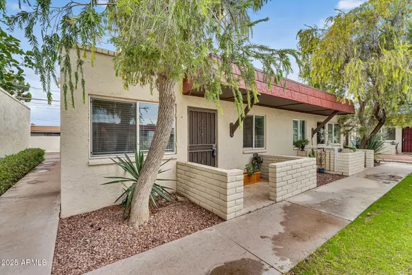 Phoenix, AZ 85018,3626 N 37TH Street #7