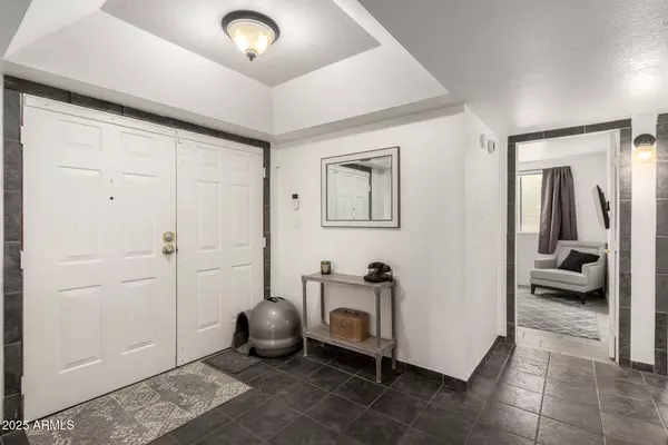 Phoenix, AZ 85027,18811 N 19TH Avenue #2017