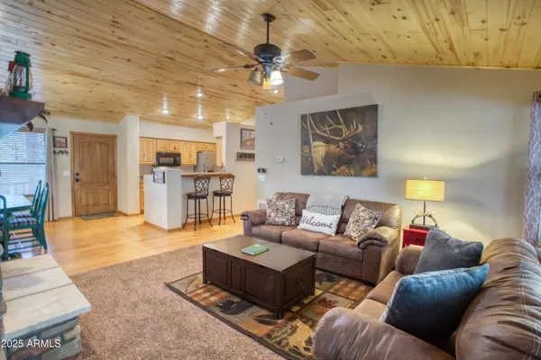 Show Low, AZ 85901,4820 W TATANKA Drive