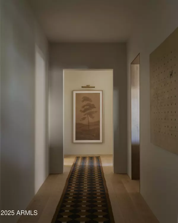 Paradise Valley, AZ 85253,8631 N AVENIDA DEL SOL --