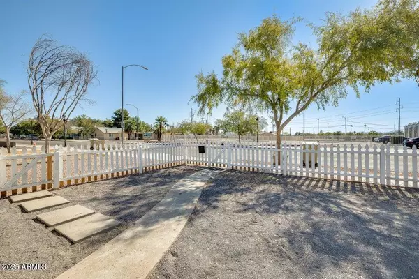 Glendale, AZ 85301,5946 W MYRTLE Avenue