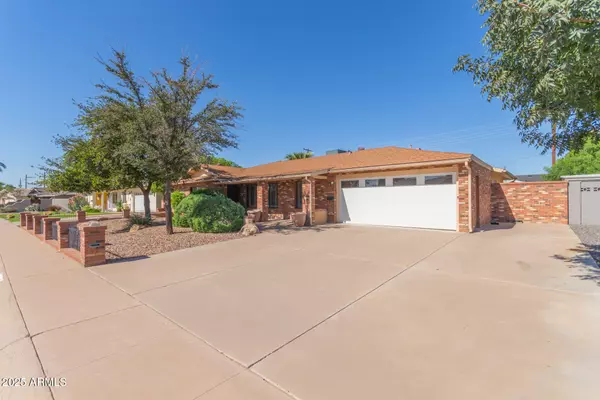 Scottsdale, AZ 85257,8110 E WINDSOR Avenue
