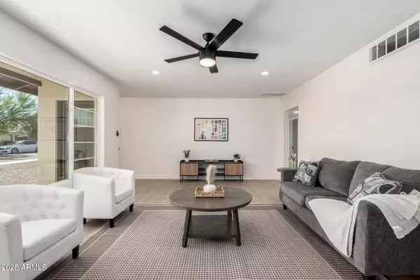 Scottsdale, AZ 85257,6726 E CORONADO Road