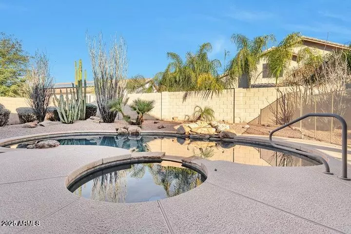 6132 W MORROW Drive, Glendale, AZ 85308