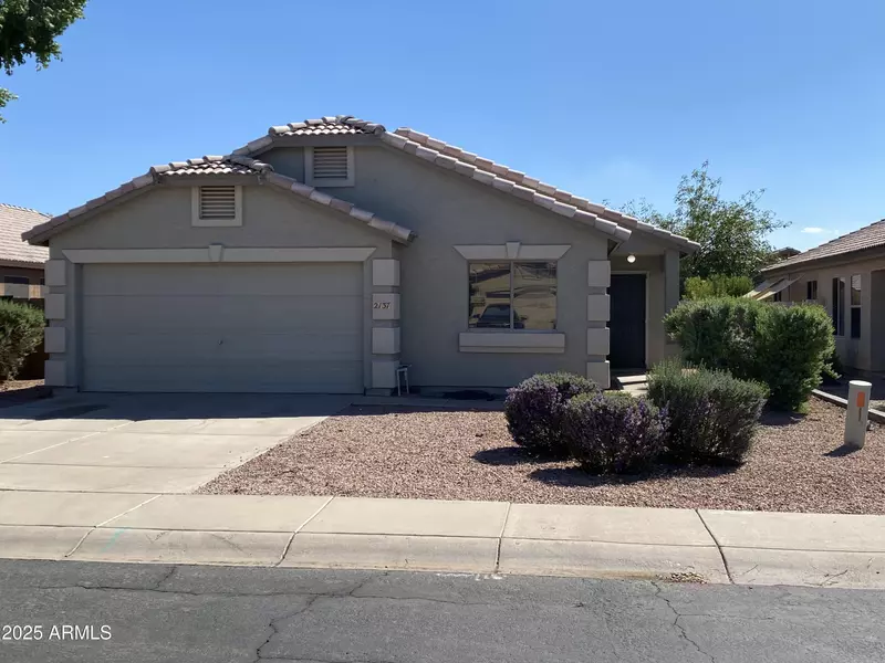 2137 E SARATOGA Street, Gilbert, AZ 85296