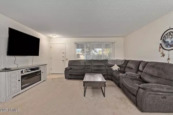 Sun City, AZ 85373,18842 N LAKEFOREST Drive