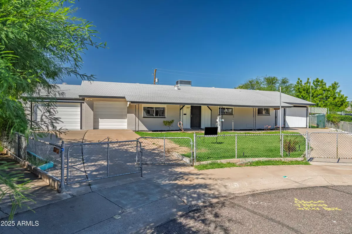 Phoenix, AZ 85033,2910 N 60TH Drive