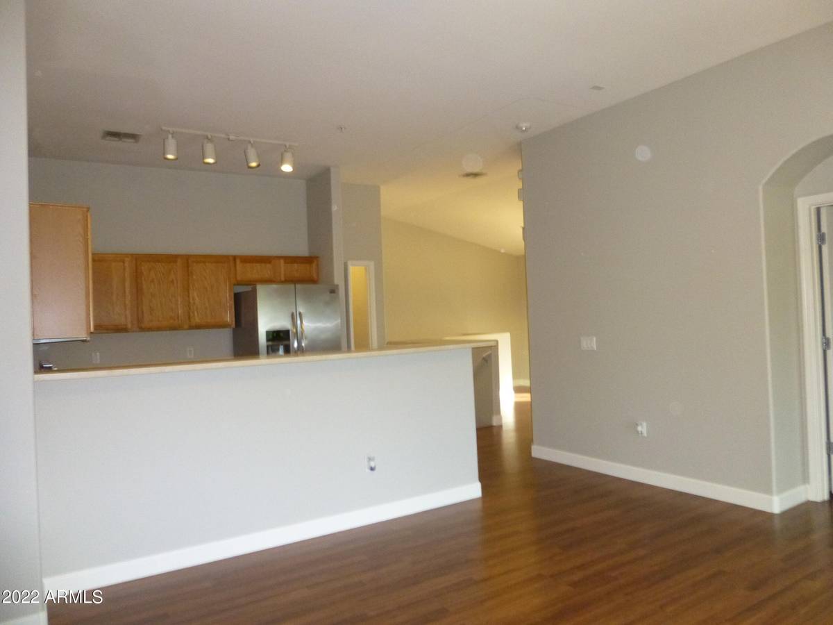 Chandler, AZ 85224,2727 N PRICE Road #28