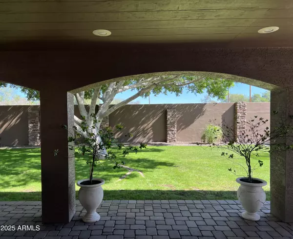 Mesa, AZ 85210,416 W Nido Circle