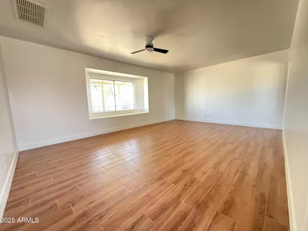 Phoenix, AZ 85019,5647 N 39TH Avenue
