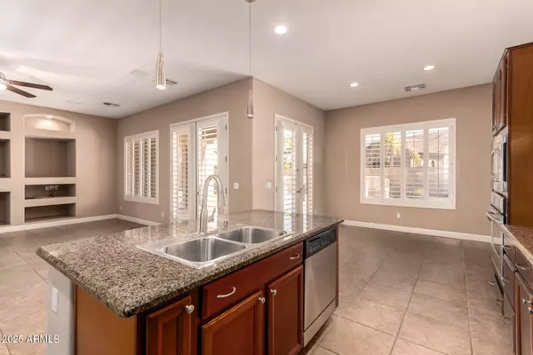 Chandler, AZ 85286,3371 S Roger Court