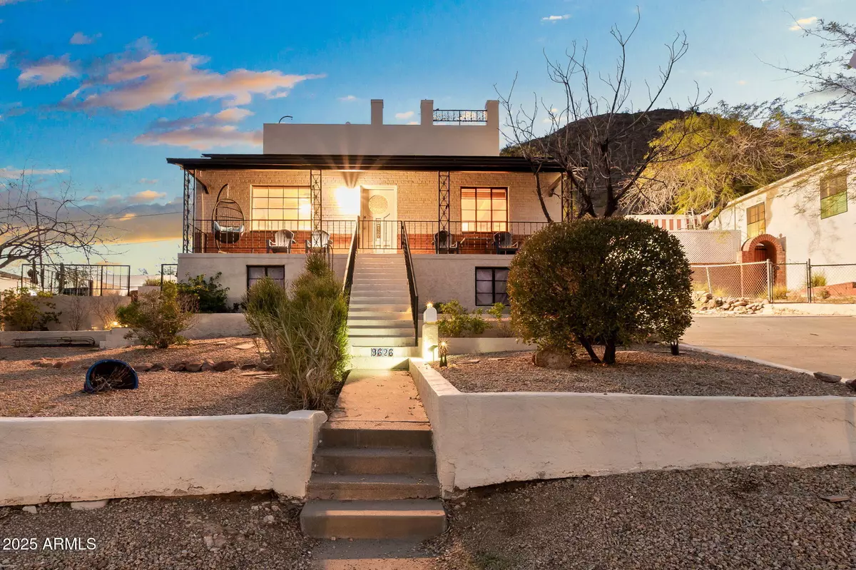 Phoenix, AZ 85021,9626 N 1ST Avenue