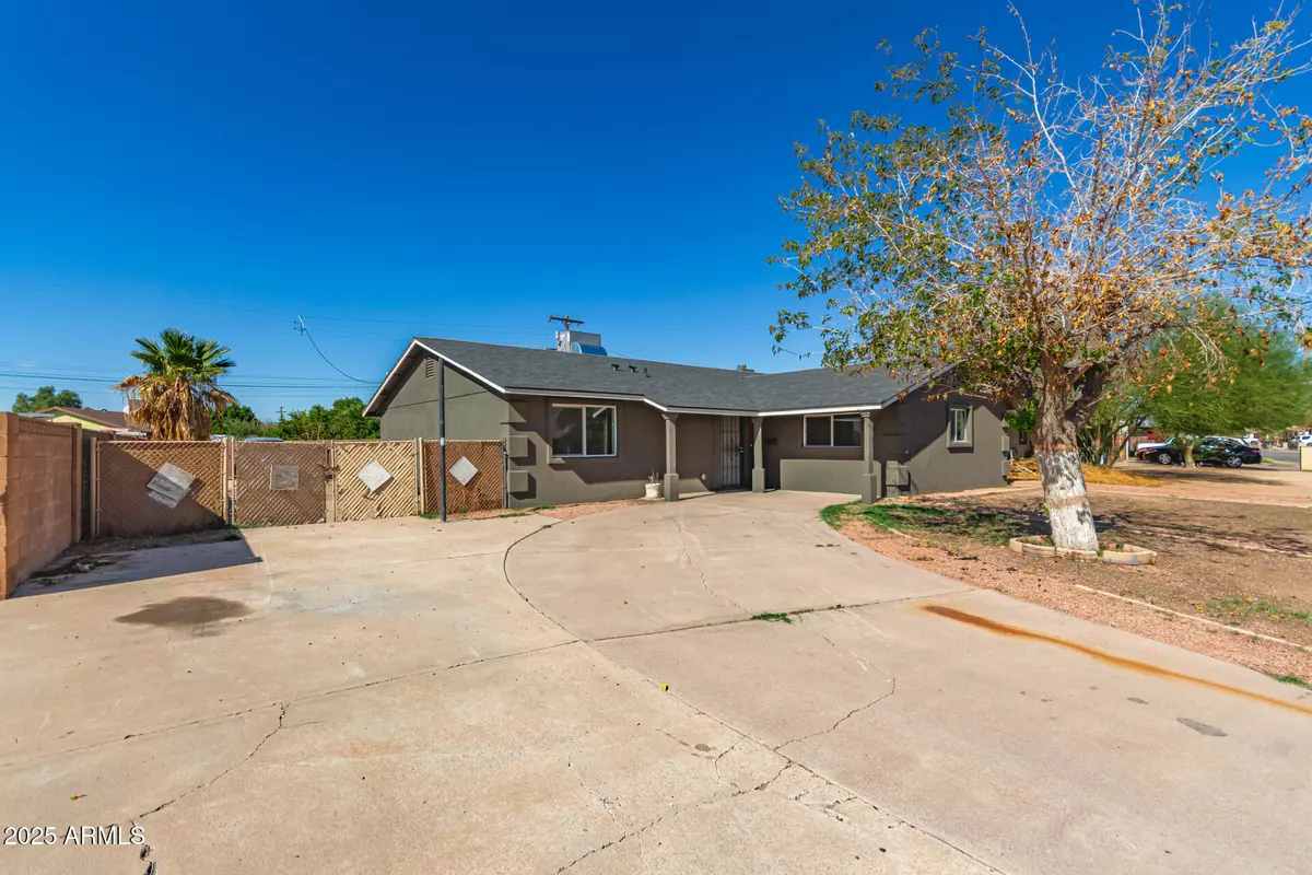 Phoenix, AZ 85033,7018 W MARIPOSA Street