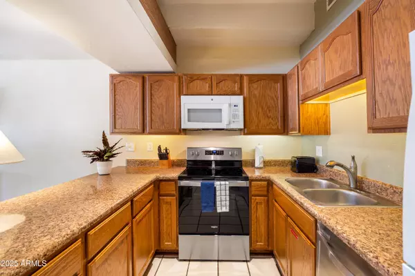 Pinetop, AZ 85935,5829 E BUCK SPRINGS Road #140