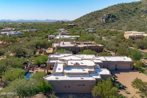 Scottsdale, AZ 85266,8300 E DIXILETA Drive #235