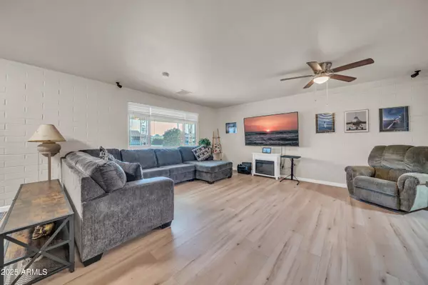 Sun City, AZ 85351,10614 N 103RD Avenue