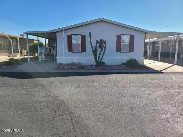 301 S SIGNAL BUTTE Road #3, Apache Junction, AZ 85120