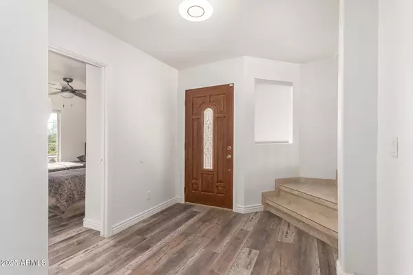 Phoenix, AZ 85024,1226 E WAHALLA Lane