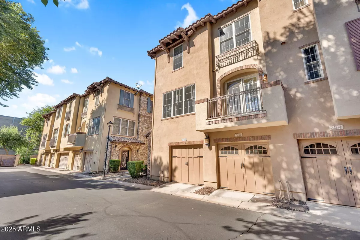 Phoenix, AZ 85016,2446 E ROMA Avenue