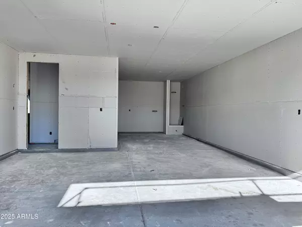 Waddell, AZ 85355,15716 W CAMDEN Avenue