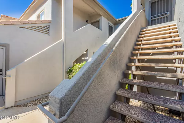 Glendale, AZ 85308,7401 W ARROWHEAD CLUBHOUSE Drive #2041