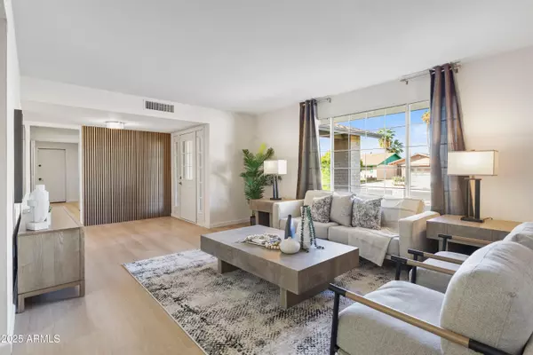 Glendale, AZ 85306,5349 W ACAPULCO Lane