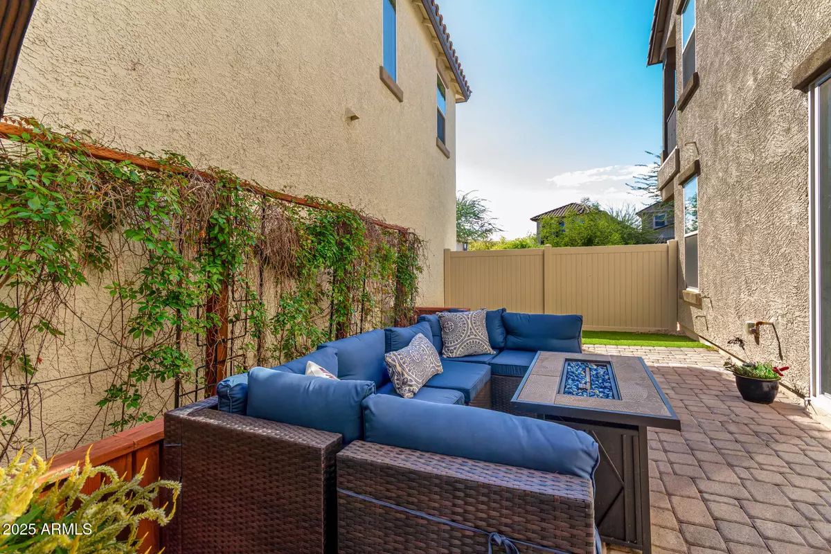 Peoria, AZ 85383,29380 N 122ND Glen