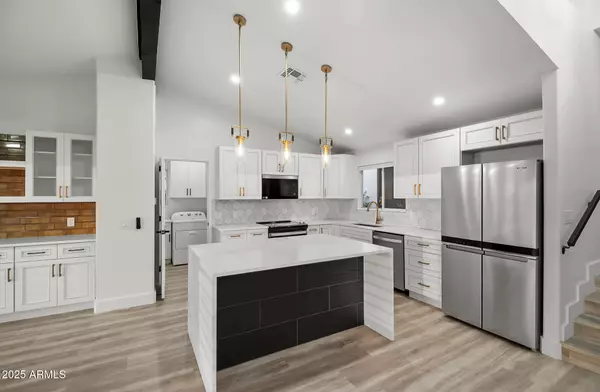 Phoenix, AZ 85022,13428 N 16TH Place