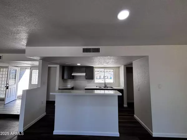 Phoenix, AZ 85029,3802 W SAHUARO Drive