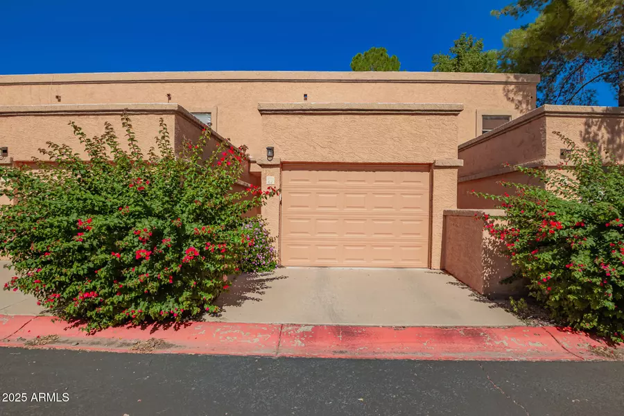 815 E GROVERS Avenue #62, Phoenix, AZ 85022